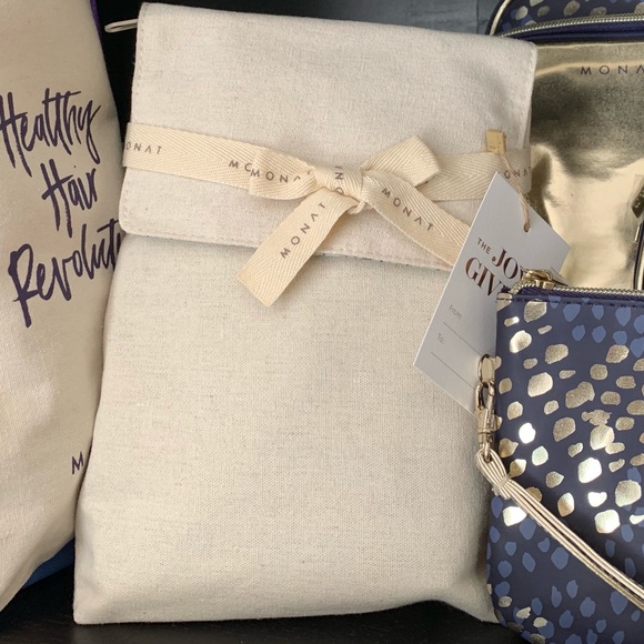 NEW MONAT CHRISTMAS HOLIDAY GIFT BAG LOT x5 - Picture 2 of 2